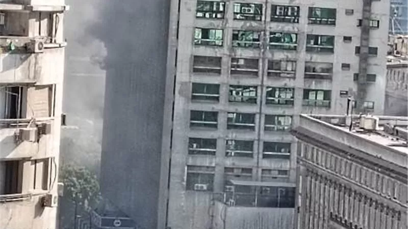 حريق هائل بالطابق الأخير بسنترال رمسيس