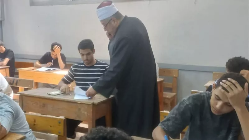 غرفة عمليات امتحانات الثانوية الأزهرية لا شكاوى في امتحان البلاغة