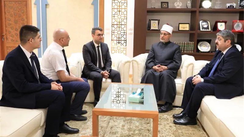 المفتي يستقبل مدير مركز باكو للتعددية الثقافية لتعزيز التعاون