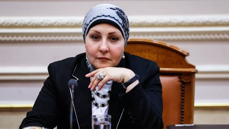 القومي للمرأة يهنئ