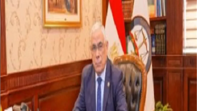 النيابة تتحفظ على أجهزة المراقبة الآلية ووحدات التخزين بحريق رمسيس