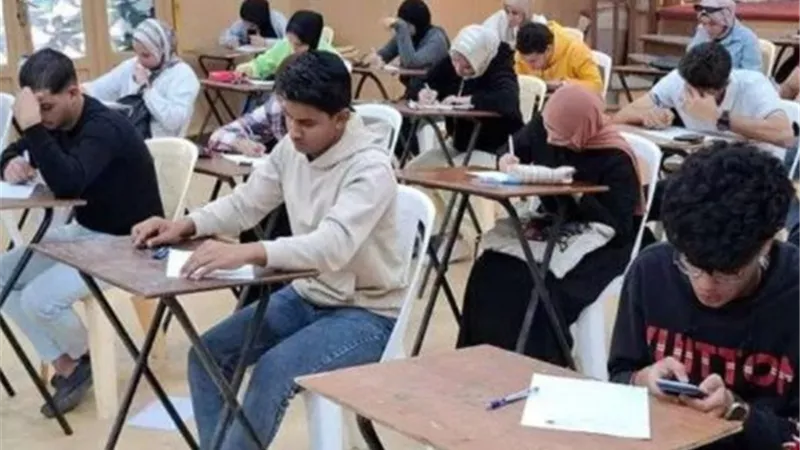 الاحياء والرياضيات والاحصاء .. المحطه الاخيرة للثانوية بكفرالشيخ