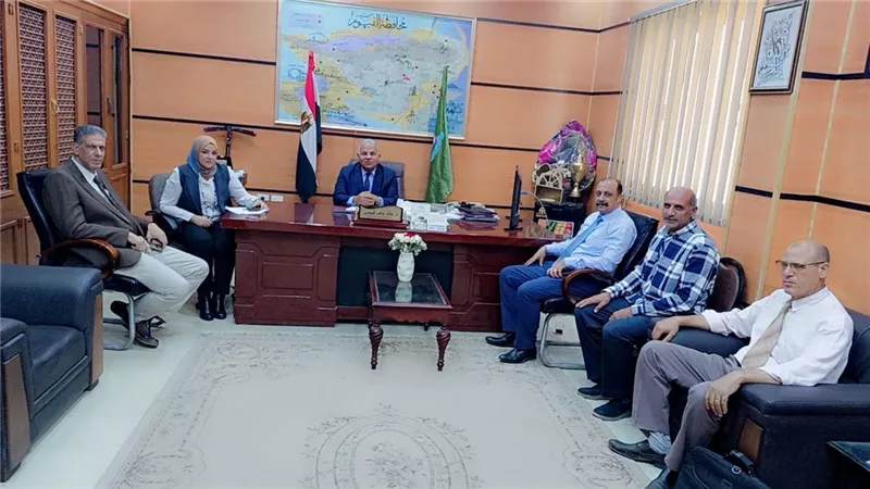 مدير تعليم الفيوم . تدشين البرنامج التدريبي للمنهج المطور للعربية