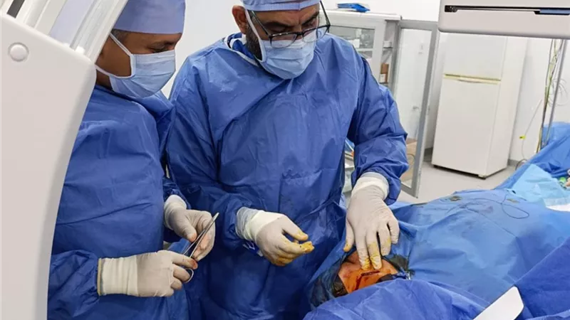 سوهاج الجامعي تنجح في إنقاذ حياة سيدة وجنينها في سابقة نادرة