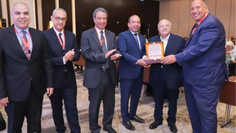 انطلاق فعاليات المؤتمر السنوي الـ16لقسم المخ والأعصاب بقصر العيني
