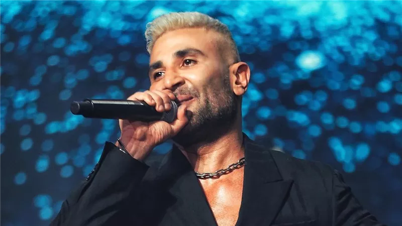 أحمد سعد يروج لأحدث أعماله الغنائية