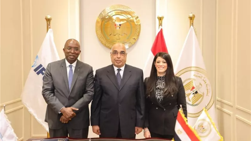 وزيرا العدل والتخطيط يشهدان توقيع مذكرة تفاهم بين وزارة العدل ومؤسسة التمويل الدولية