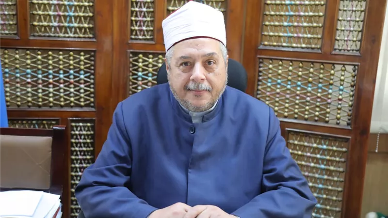 الشيخ أيمن عبدالغني يتابع بعناية أعمال التصحيح لتحقيق العدالة