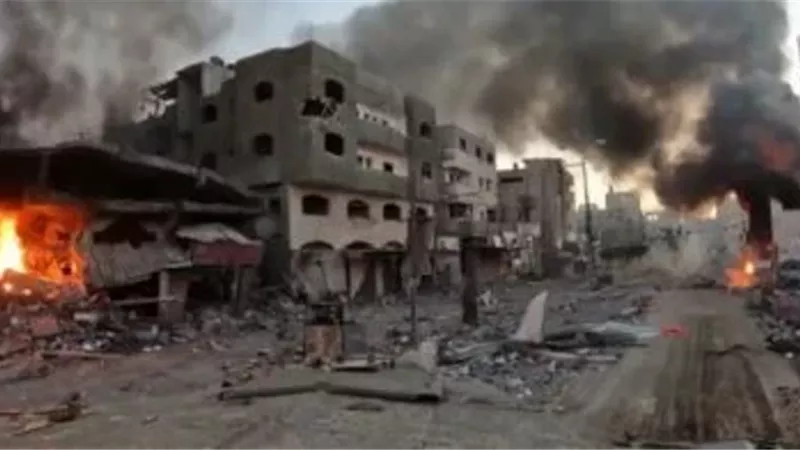 شهداء ومصابون جراء قصف الاحتلال منزلا في منطقة السوارحة وسط غزة