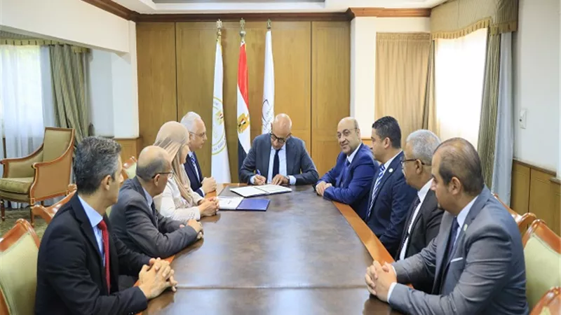 وزير التربية والتعليم يعتمد نتيجة الدبلومات الفنية بنسبة نجاح 70.47%