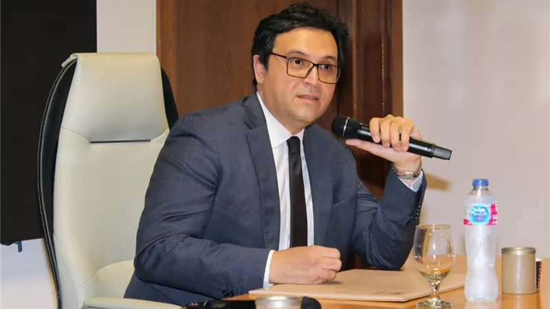 وزير الثقافة يلتقي عددًا من السفراء المرشحين لتمثيل مصر بالخارج