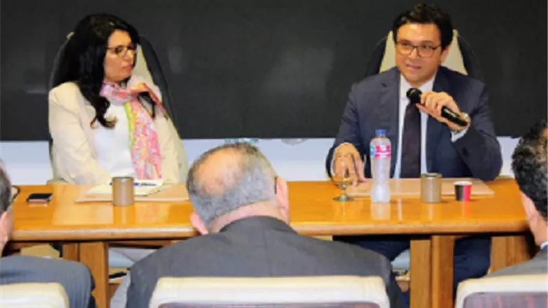 وزير الثقافة يلتقي عددًا من السفراء المرشحين لتمثيل مصر بالخارج