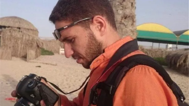 استشهاد صحفي وزوجته وأطفاله الثلاثة بقصف إسرائيلي على خان يونس فى غزة