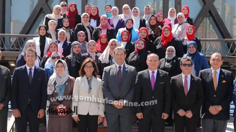 محافظ دمياط ومدير الأكاديمية الوطنية يشهدان برنامج 