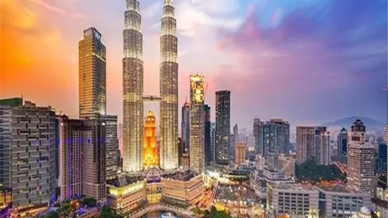 اقتصاد سنغافورة ينمو 4.3% خلال الربع الثاني من 2025