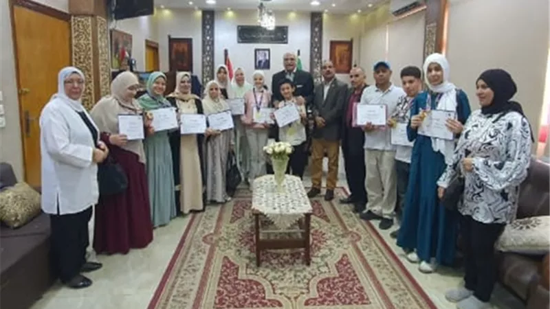 تكريم المتميزين بمسابقة تحدي القراءة العربي بتعليم القليوبية