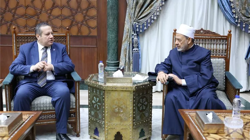 شيخ الأزهر يستقبل رئيس الهيئة القوميَّة لضمان جودة التَّعليم