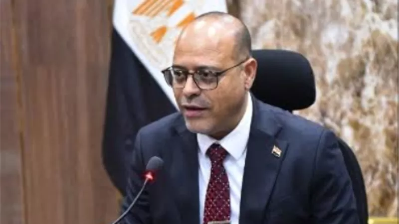 وزارة العمل توفر فرص لأطباء بدولة خليجية براتب شهري 350 ألف جنيه