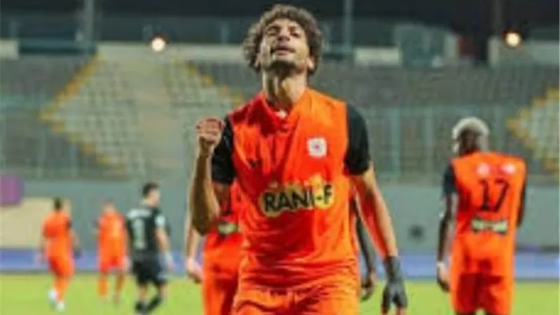فاركو يعلن رحيل عمرو ناصر الي الزمالك.. ويوجه له الشكر
