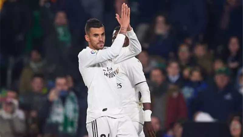 يوفنتوس يتحرك لضم سيبايوس من ريال مدريد