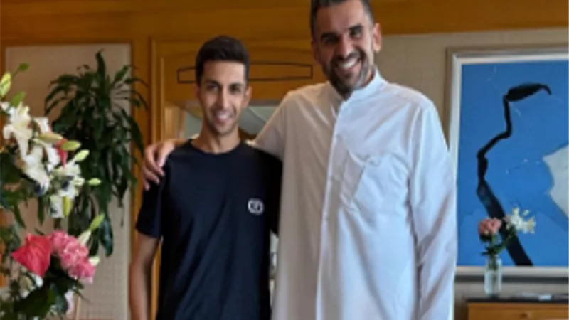 حسين الجسمي يطرح أولى أغانيه 