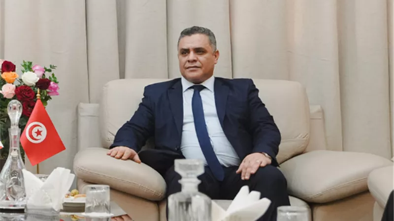 وزير الداخلية التونسي: نخوض حربا معلنة وبلا هوادة ضد المخدرات