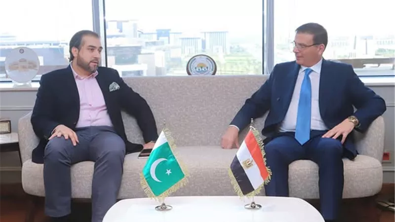 وزير الزراعة يبحث مع نظيره الباكستاني بإقليم البنجاب تعزيز التعاون