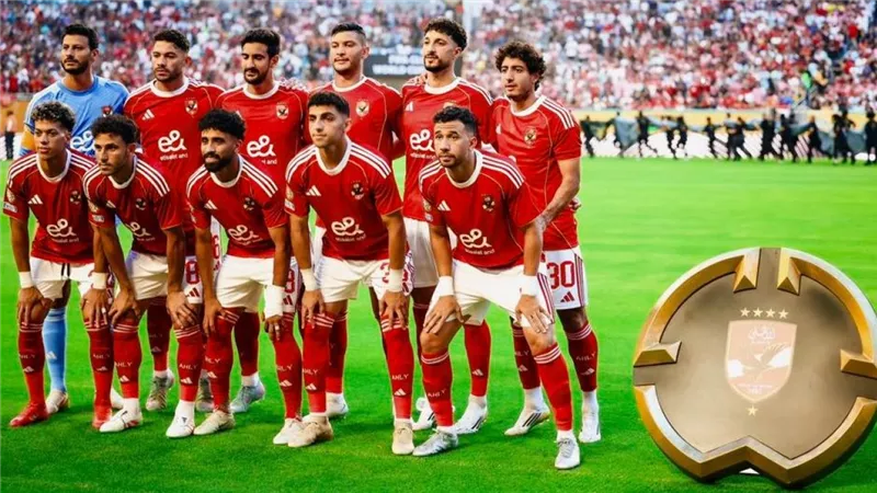 أزمة جديدة.. نجم الأهلي يطلب زيادة راتبه