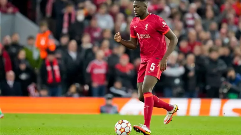 ليفربول يخشى تكرار سيناريو أرنولد وريال مدريد مع كوناتي