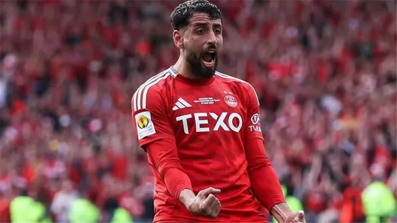 مهاجم شارلروا البلجيكي معروض علي الزمالك