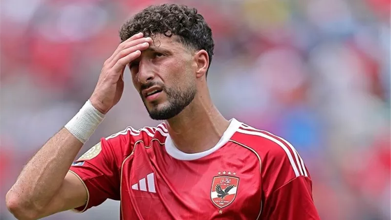 الأهلي يُغرم وسام أبو علي.. ويؤكد: موقفنا ثابت بشأن رحيله