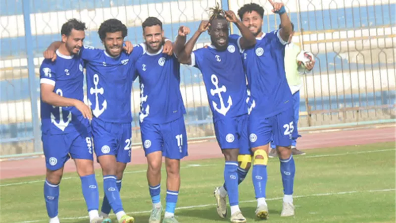 الشواكيش في معسكر مغلق في الاسماعيليه