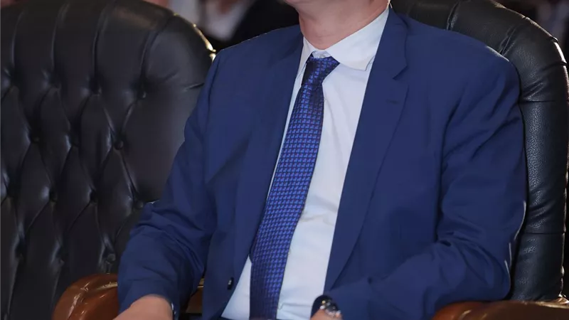 وزير البترول يشهد جلسة حوارية عن التعديل الجديد لقانون الثروة المعدنية