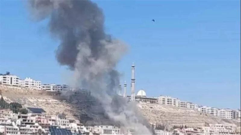 الصحة السورية:إصابة 13 شخصا جراء الغارات الإسرائيلية على دمشق