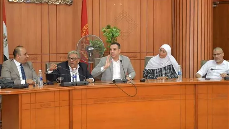 نائب محافظ بورسعيد يتابع مشروع التحول الرقمى بالديوان العام