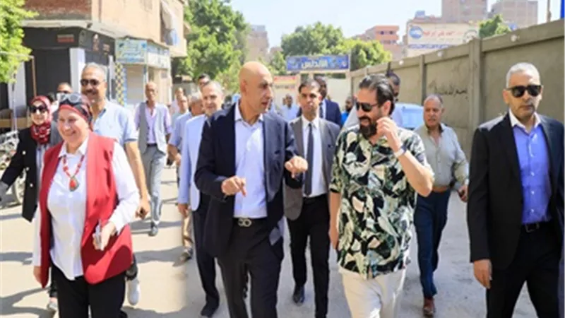 وزير التعليم يتفقد مواقع إنشائية لعدد من المدارس الجديدة بالمرج