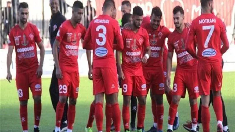 مولودية وهران يعلن فسخ التعاقد مع مديره الفنى