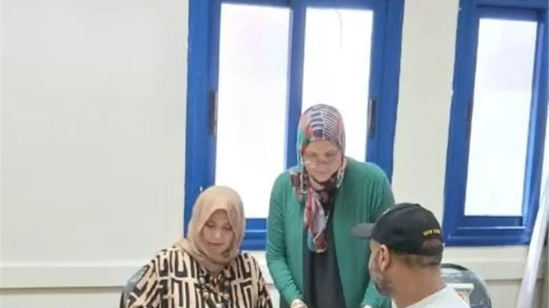 استمرار تلقي طلبات المعلمين للعمل بالمدارس الرسمية لغات بمطروح
