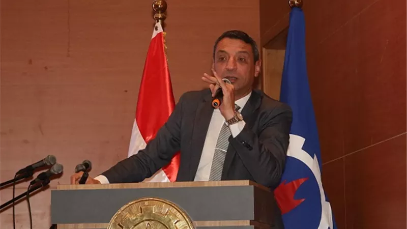 محافظ السويس:نبذل كل الجهود من أجل المواطن