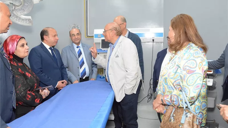 رفع كفاءة وحدة طواريء و عمليات جراحة التجميل بمستشفيات قصر العيني