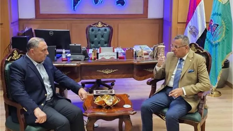 محافظ جنوب سيناء يبحث تعظيم الإستفادة من أراضي الدولة