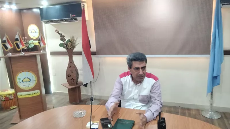 رئيس مدينة مرسى مطروح يوجه بحل مشاكل المواطنين