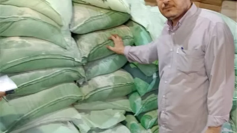 ضيط 10 أطنان مواد بناء و 32 شيكارة دقيق مدعم بالبحيرة