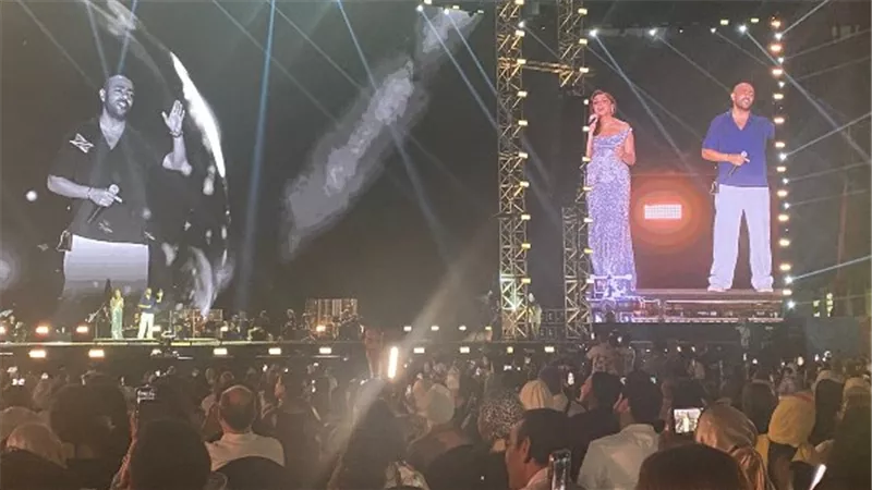 أنغام تشيد بالفنان تامر عاشور بعد حضوره معها حفل مهرجان العلمين