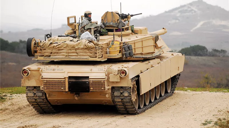 أستراليا تسلم أوكرانيا دبابات أبرامز M1A1