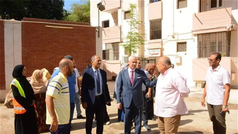 نائب رئيس جامعة أسيوط يتابع أعمال الصيانة والتطوير بمدينةالطالبات