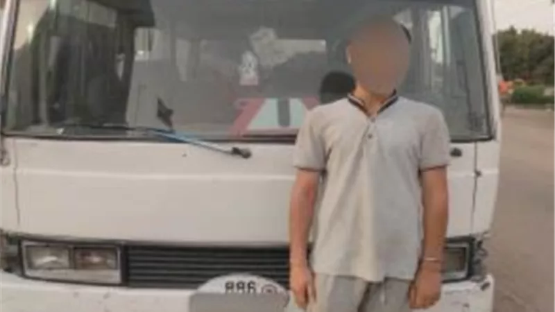 ضبط سائق أصاب راكبا فى وجه لخلاف على الأجرة بالجيزة