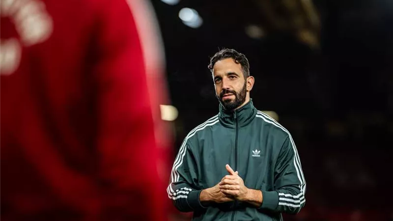 مدرب مانشستر يونايتد: لدينا الكثير من العمل وسنكافح معًا
