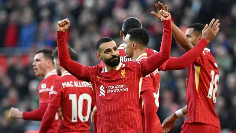 مهاجم ليفربول السابق يصدم الجماهير بشأن محمد صلاح