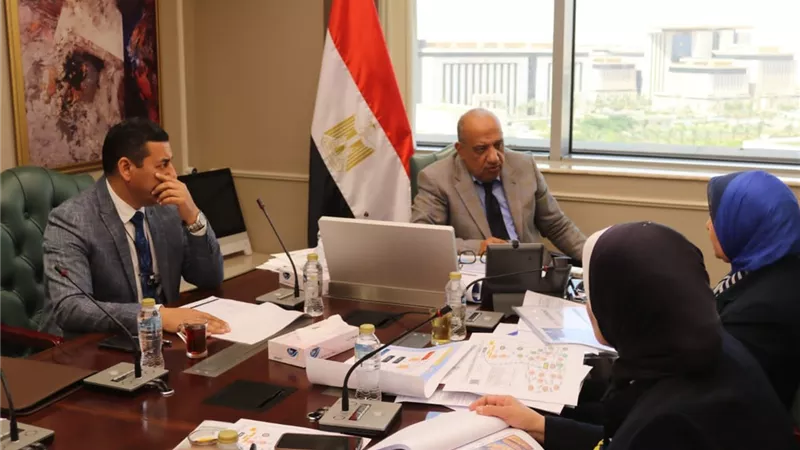 وزير الكهرباء: توفير وإتاحة التغذية الكهربائية لمشروعات التنمية
